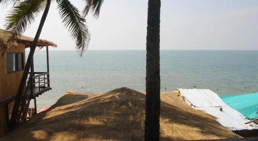 Beach & Waterfront