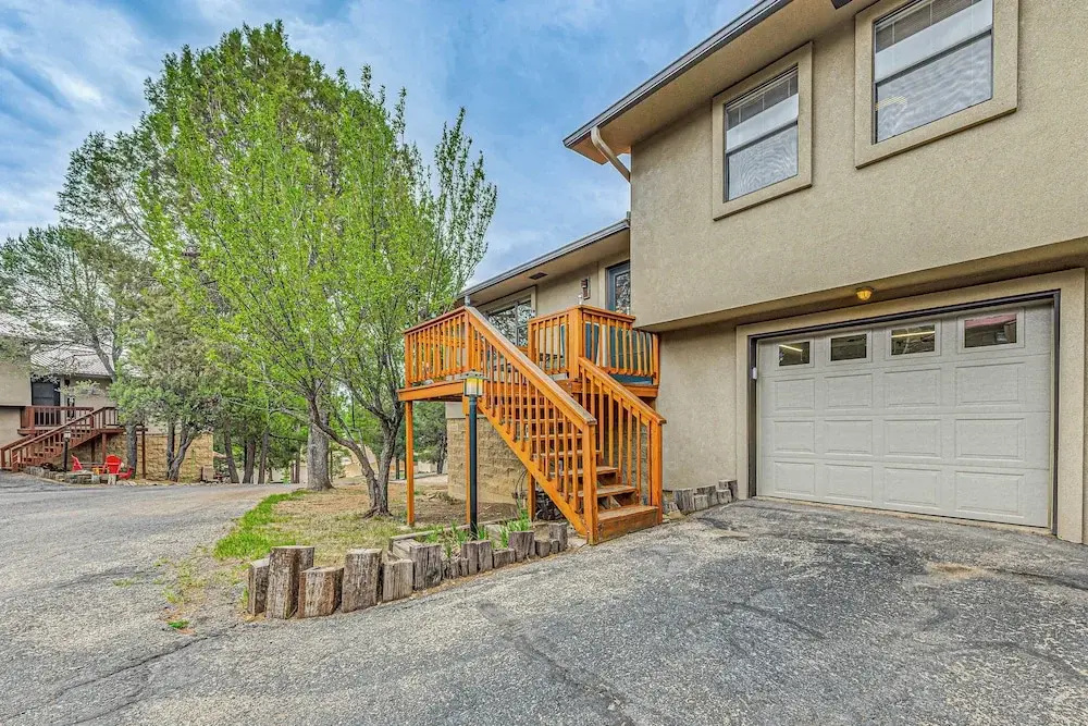 4 Mi to Dtwn: Cozy Family Condo in Ruidoso!