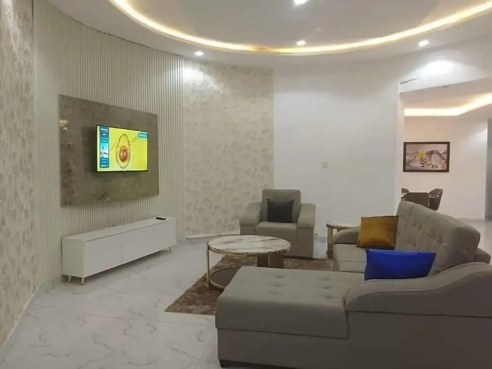 Aquarian 2 Bedrooms Apartment