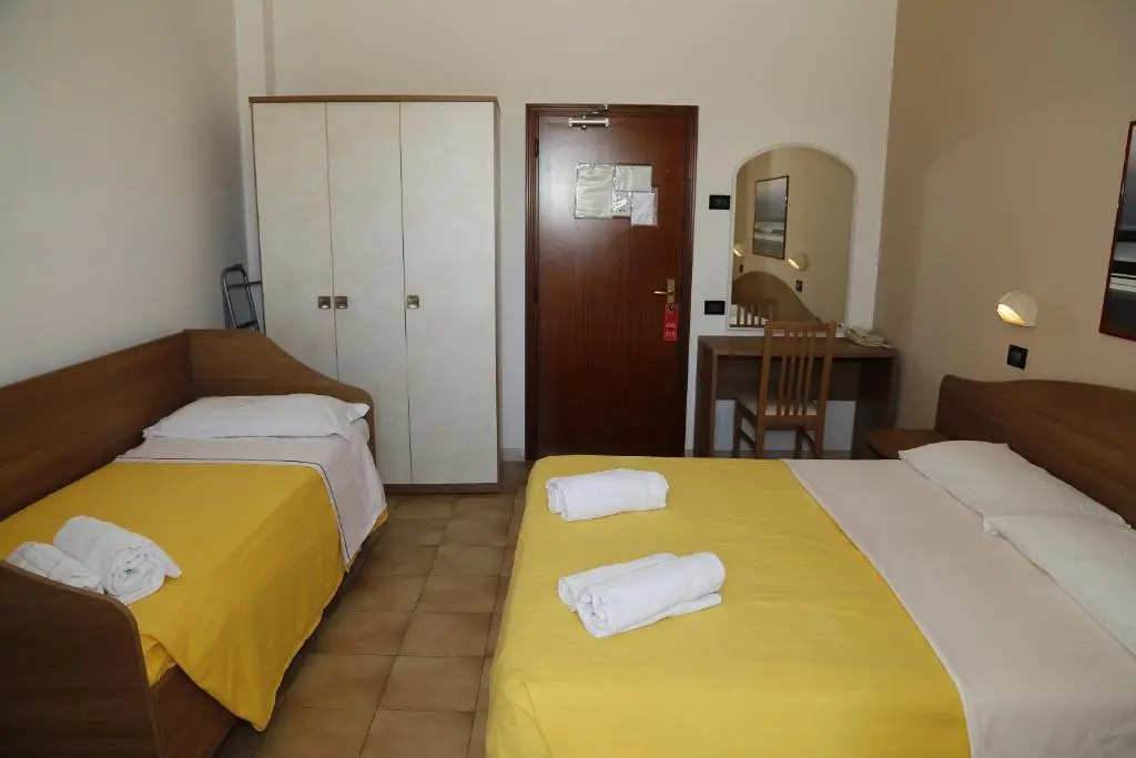 Hotel Villa Dina - Chambres