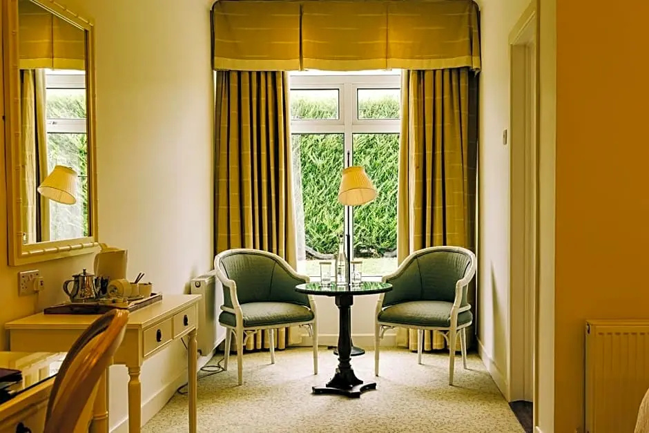 The Keadeen Hotel - Chambres