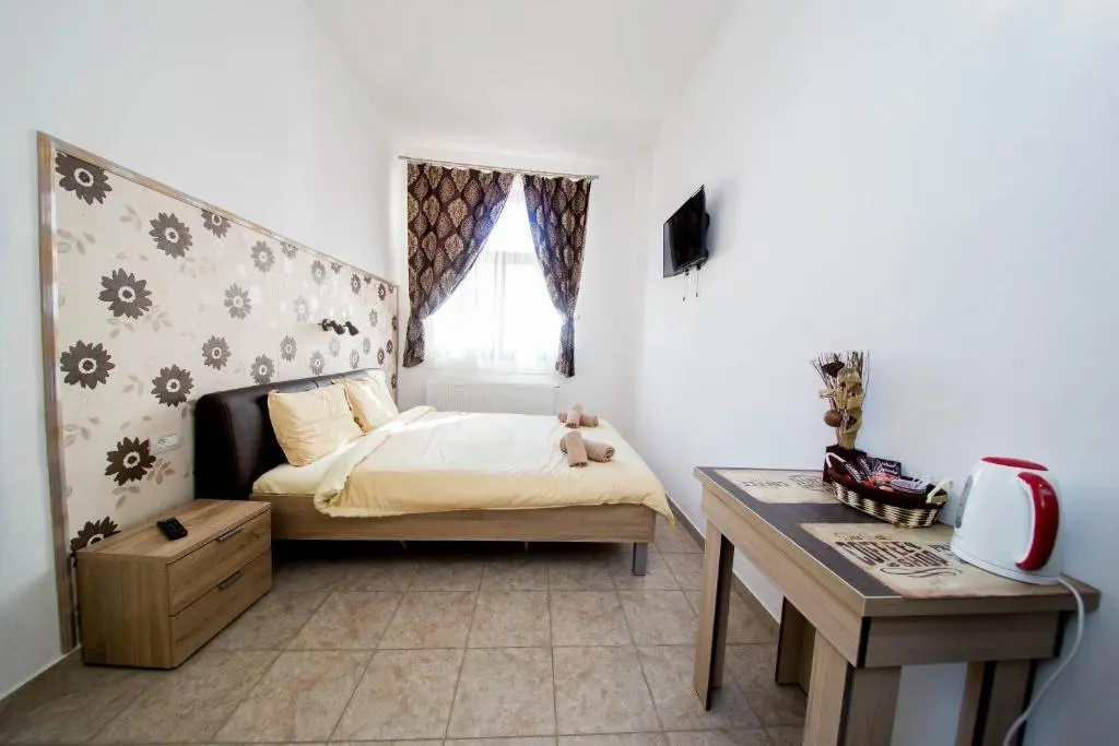 Boul Rosu Residence - Chambres