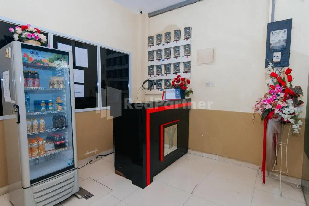 Lobby & Reception