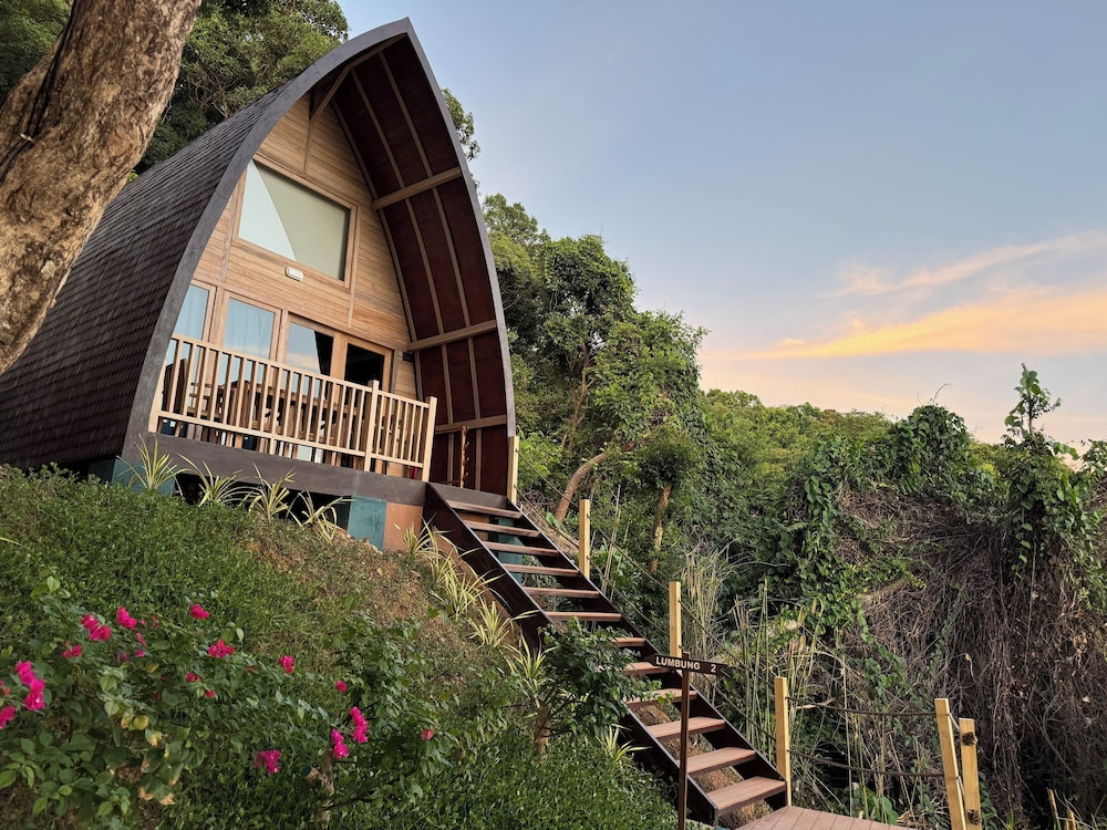 Lumbung Loft Villas in El Nido