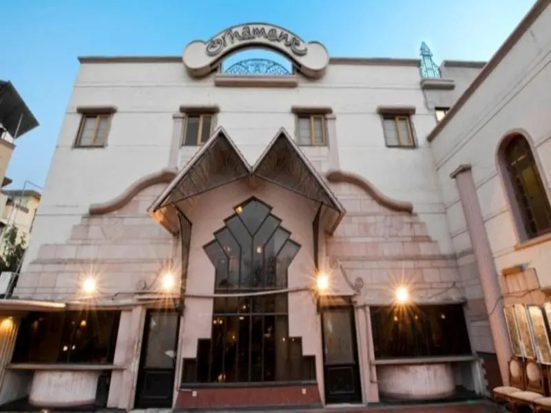 Rajhans Hotel - Chambres