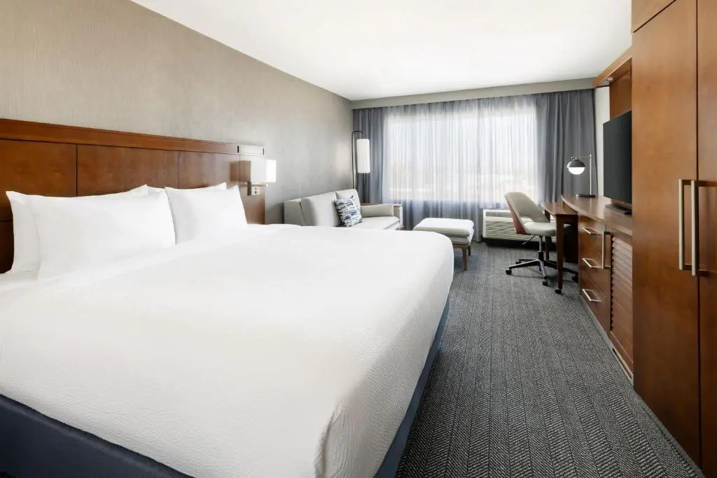Courtyard by Marriott Los Angeles Woodland Hills - Chambres