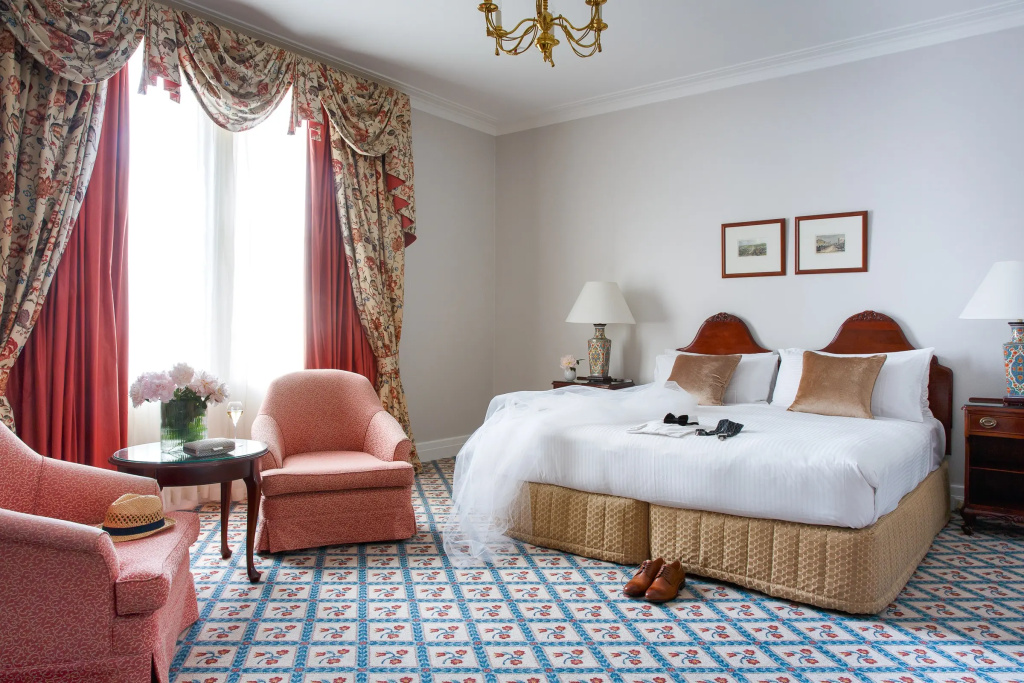 The Hotel Windsor