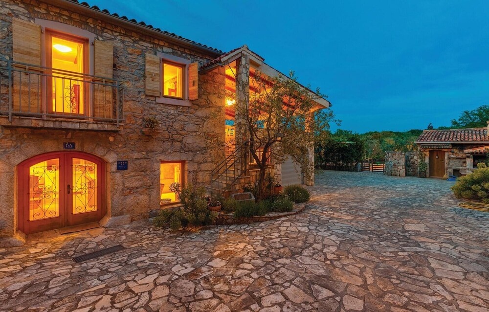 Nice Home in Malinska With Outdoor Swimming Pool, Wifi and 3 Bedrooms