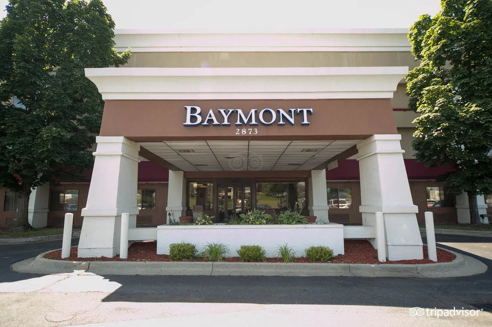 Baymont Inn & Suites Grand Rapids Airport
