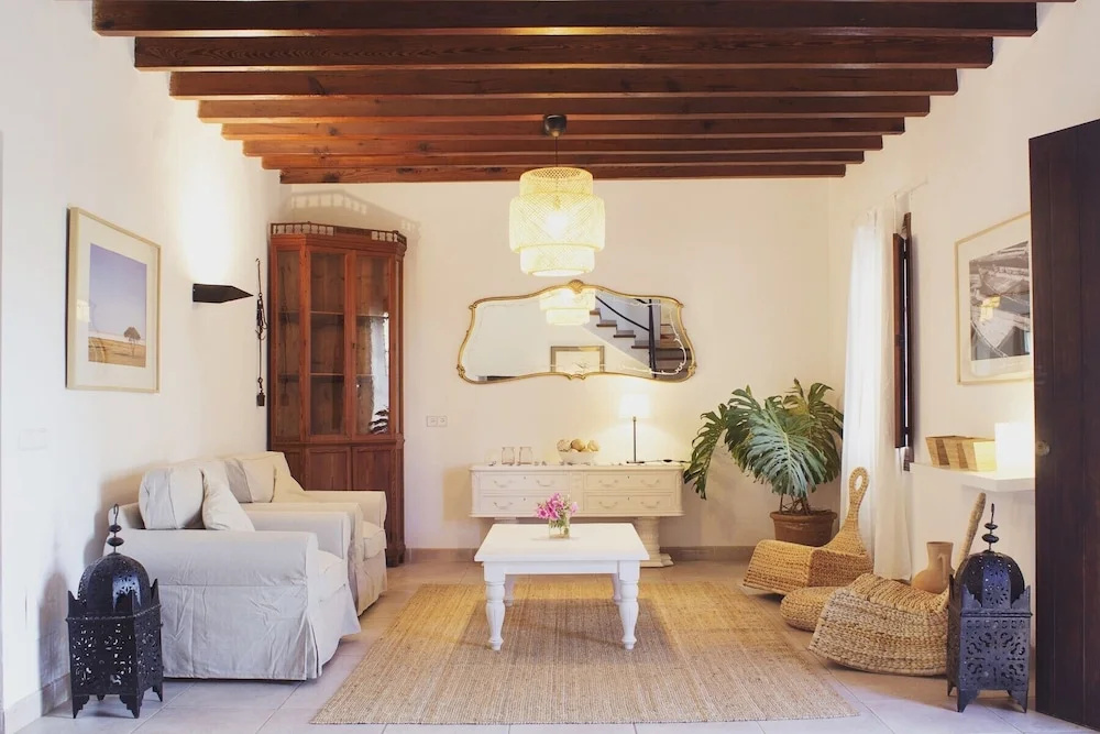 5 Bedrooms Villa with balcony