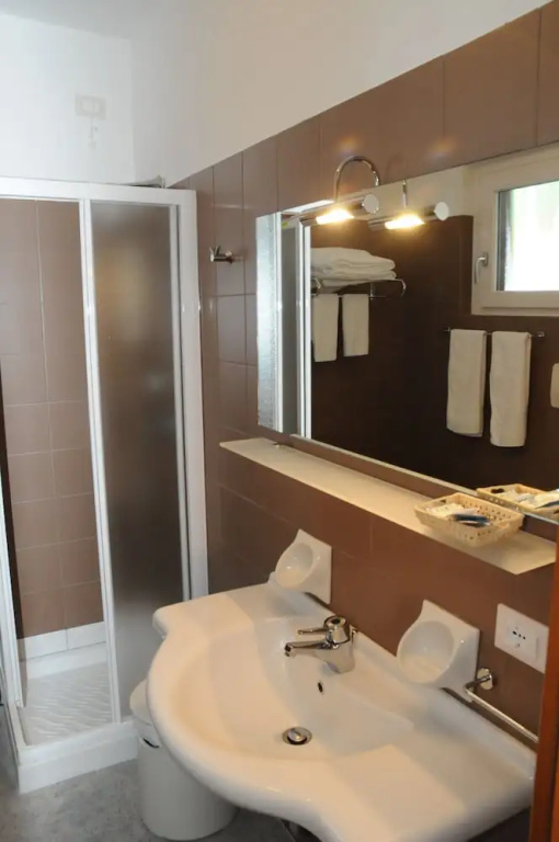 Hotel Arnica - Chambres