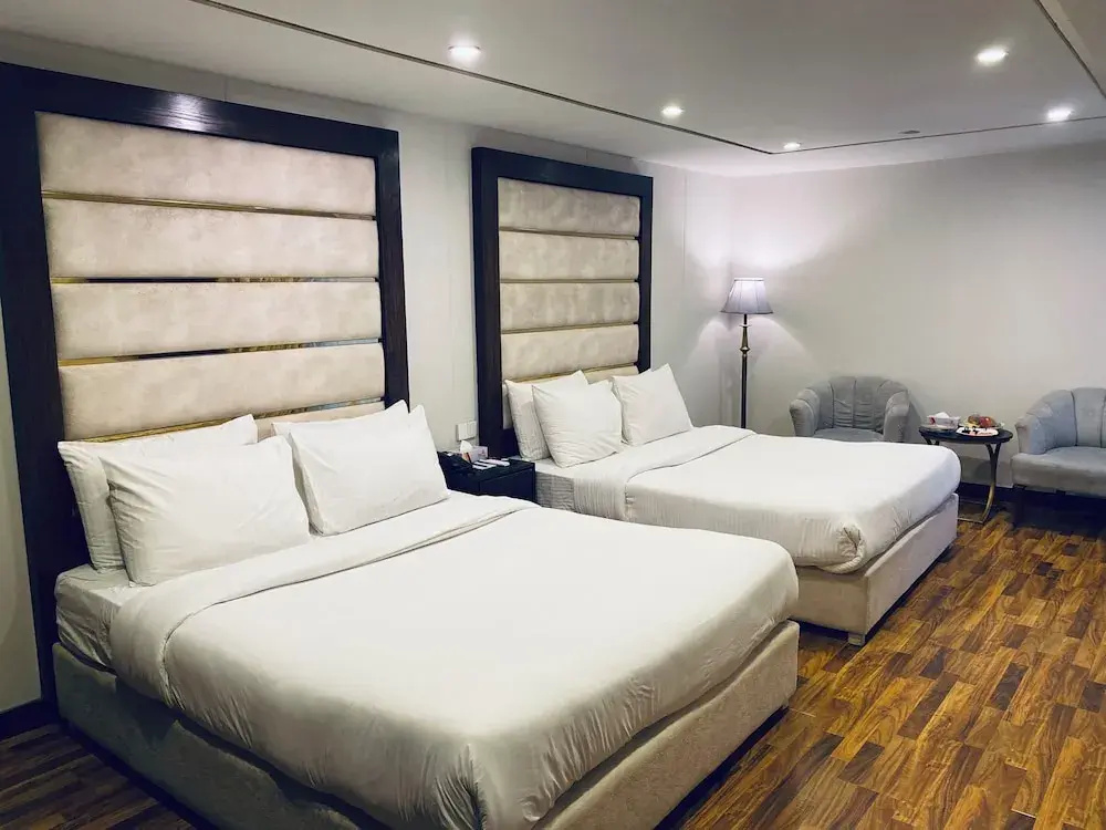 Envoy Continental Hotel, Blue Area, Islamabad - Chambres
