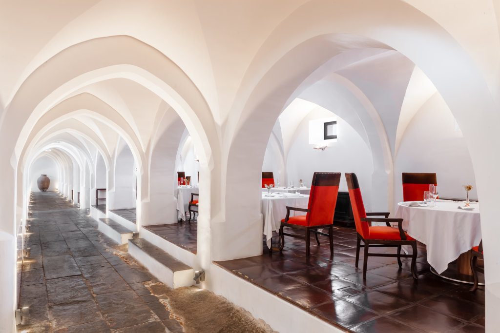 Convento do Espinheiro, Historic Hotel & Spa picture