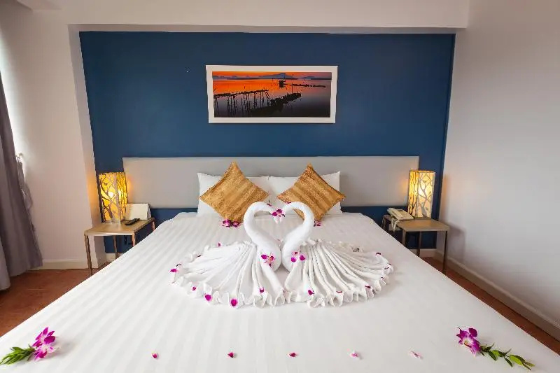 On Hotel Phuket Hotel - Chambres