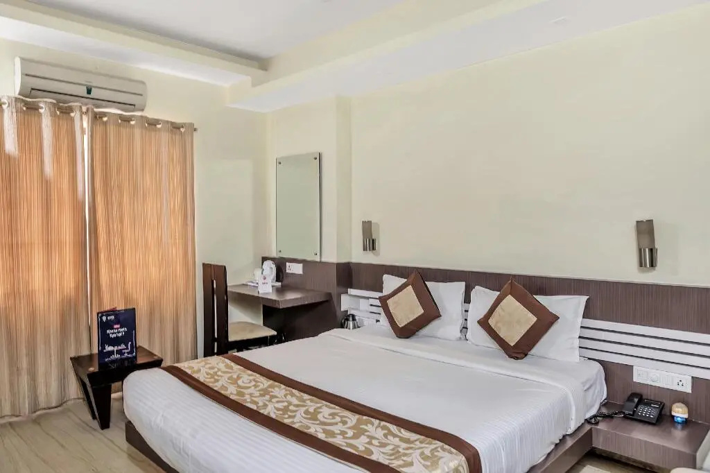 Hotel Accord by OYO Rooms