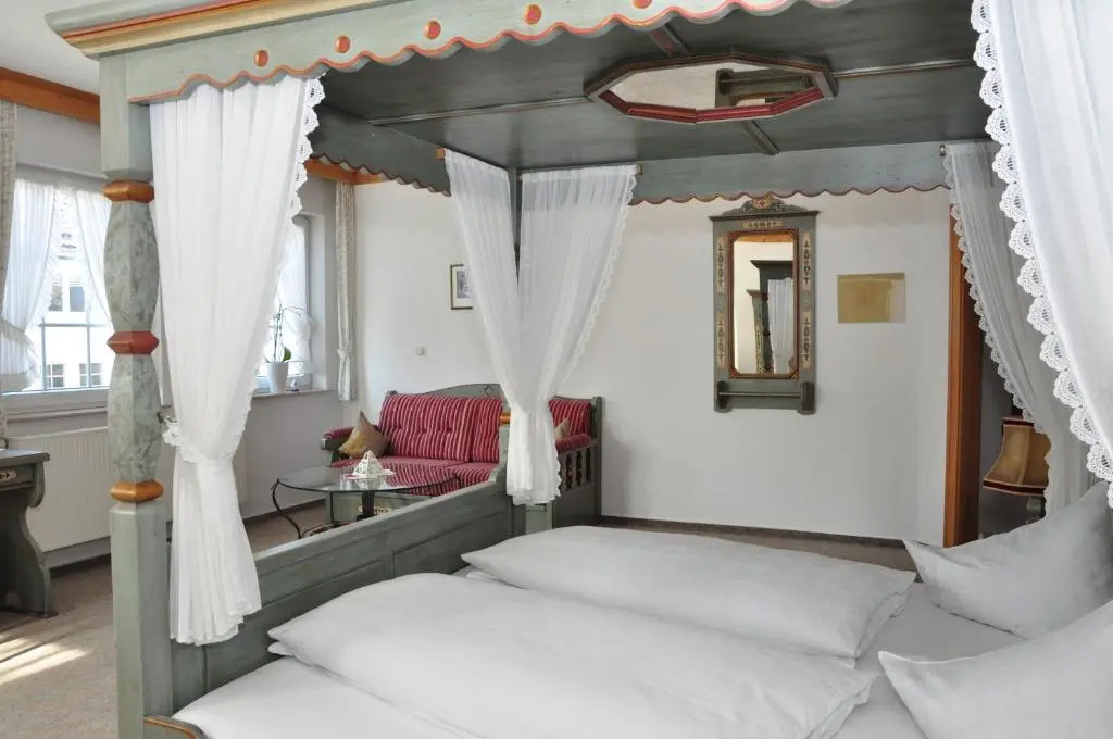Hotel Sauerländer Hof - Chambres
