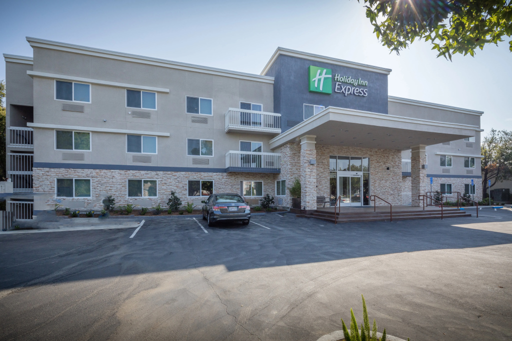 Holiday Inn Express Sunnyvale - Silicon Valley by IHG