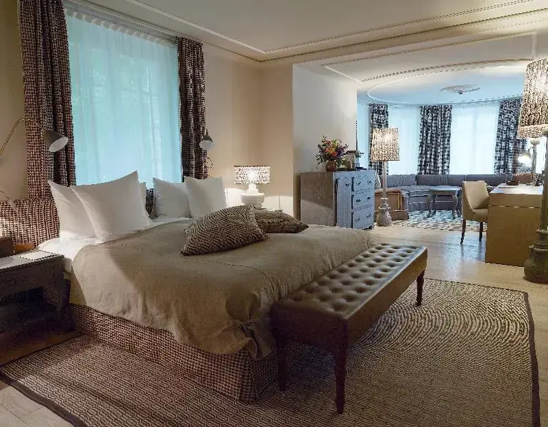 Standard Suite