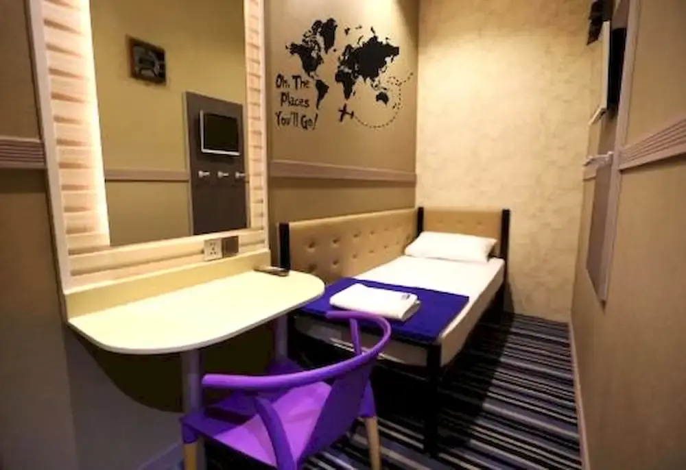 Отель Capital O 75451 Podstel Hostel Bangkok в Бангкоке