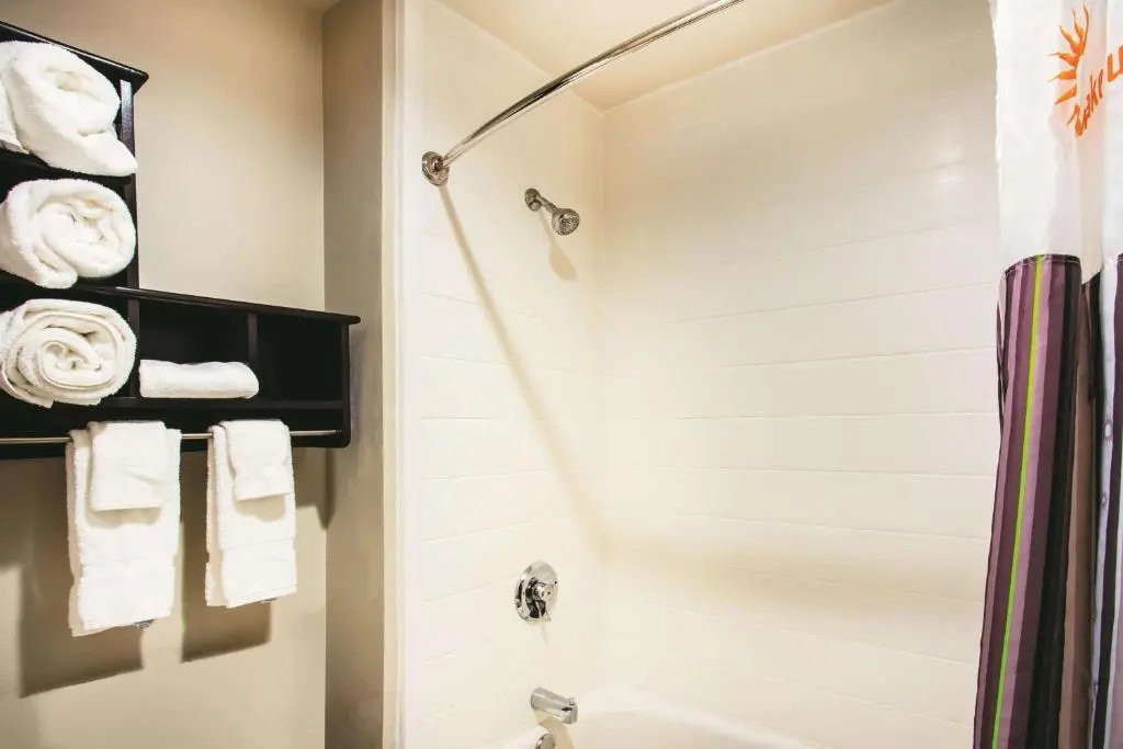 La Quinta Inn & Suites by Wyndham Cincinnati NE - Mason - Chambres