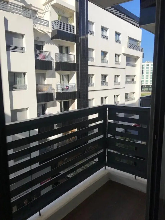 Luxury Apt Urban Square Maarif