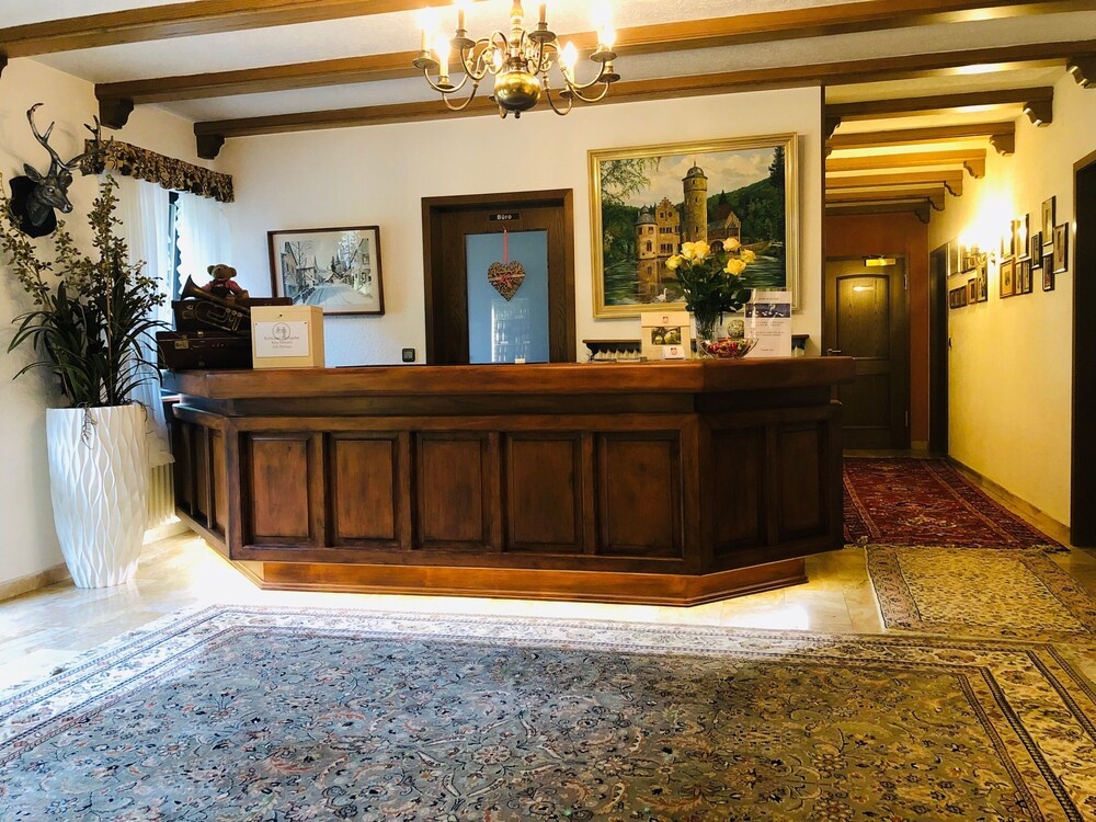 Lobby & Reception