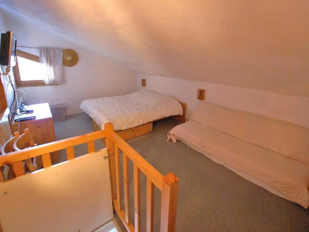 Voir la photo 3 — Appartement Enchastrayes, 3 pièces, 6 personnes - FR-1-165A-108