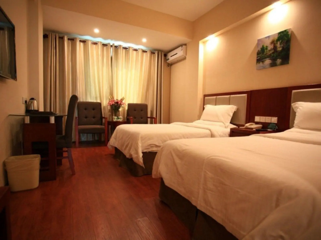 GreenTree Inn Sanya Heping Street Qingren Bridge Express Hotel - Chambres