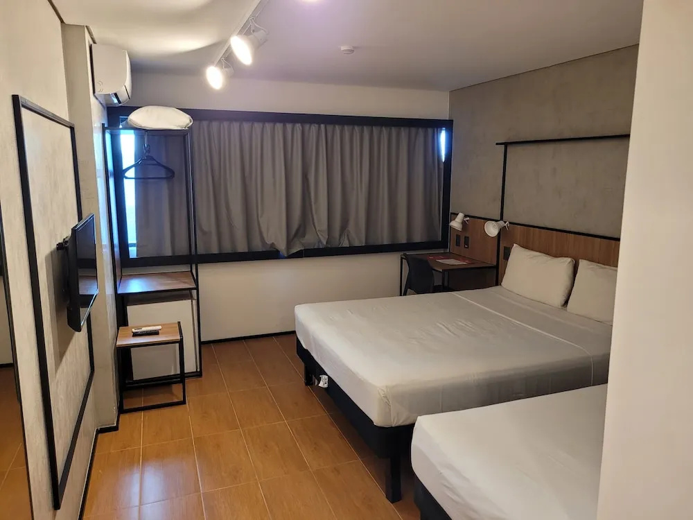 Comfort room
