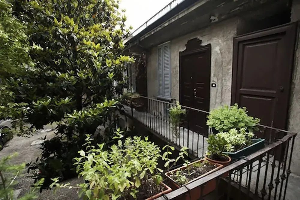 At Home - P.ta Venezia C.so Buenos Aires