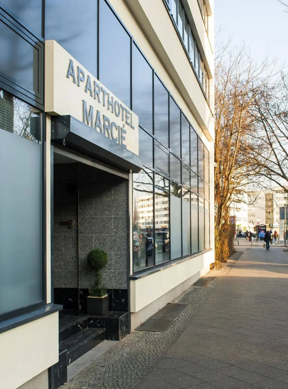 Aparthotel Christie