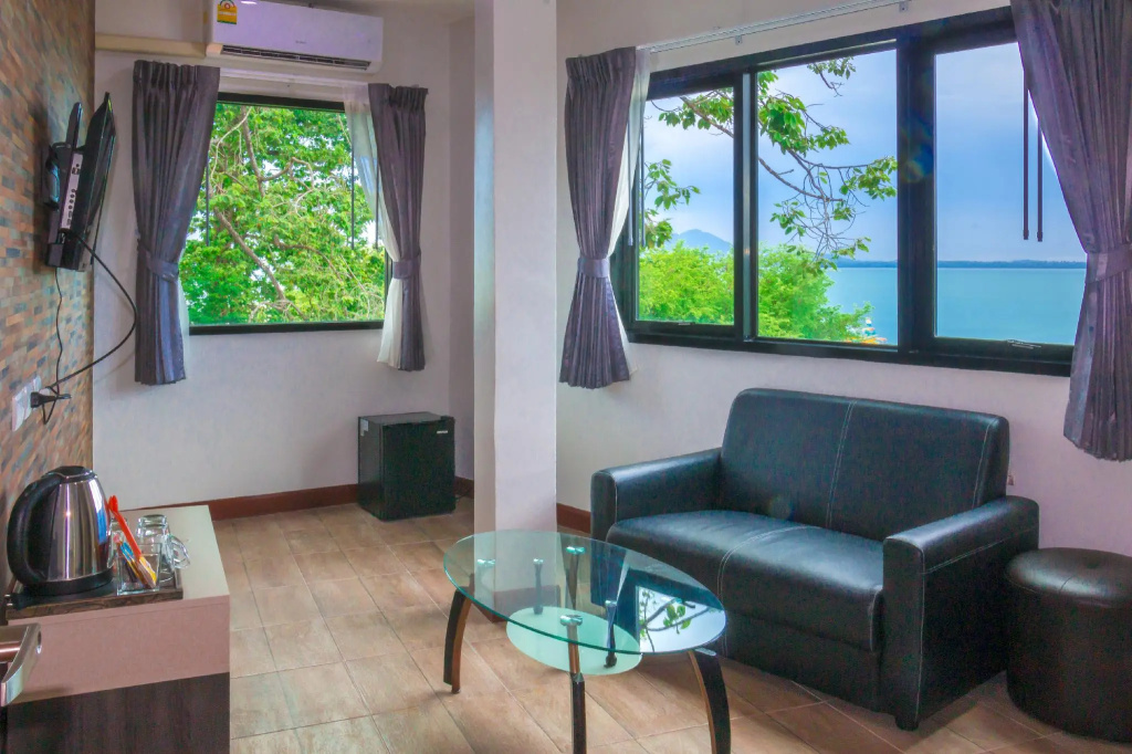 Grand room