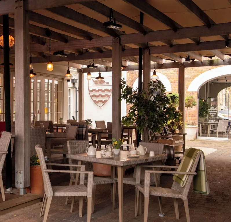 Beverley Arms Hotel - Général