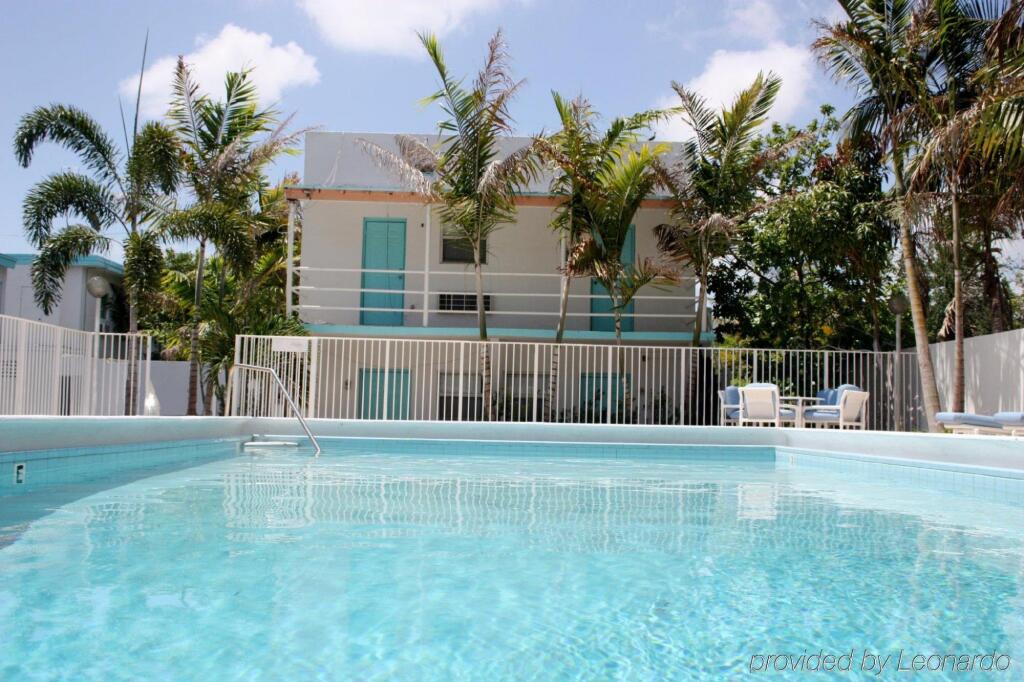 The New Yorker Miami Hotel by null