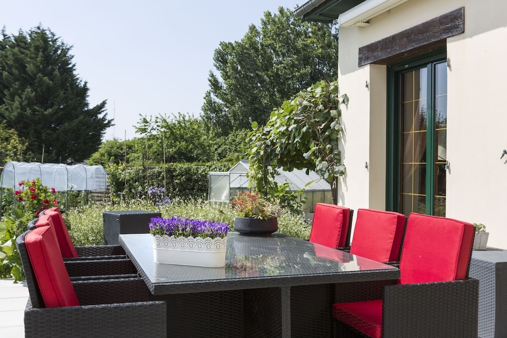 Balcony & Terrace
