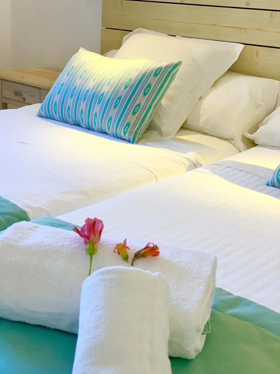 2 Bedrooms Comfort Apartment with balcony and with pool view