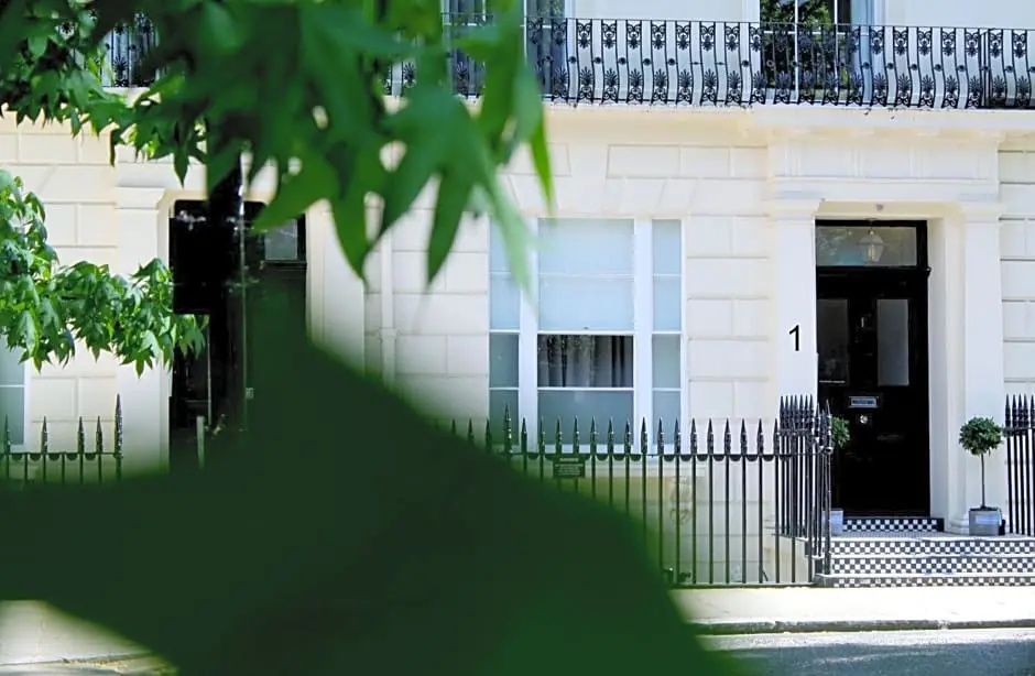 1 Craven Hill Gardens