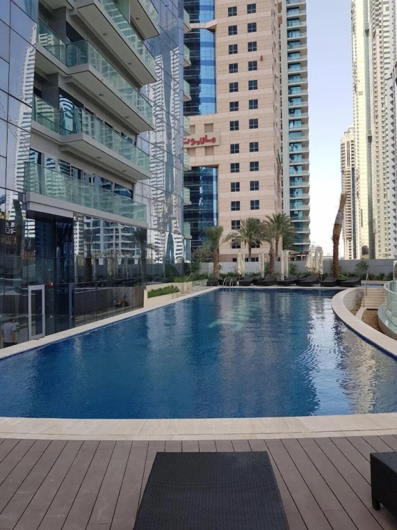 Luton Vacation Homes Damac Heights