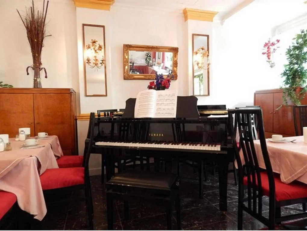 Hotel photo 11