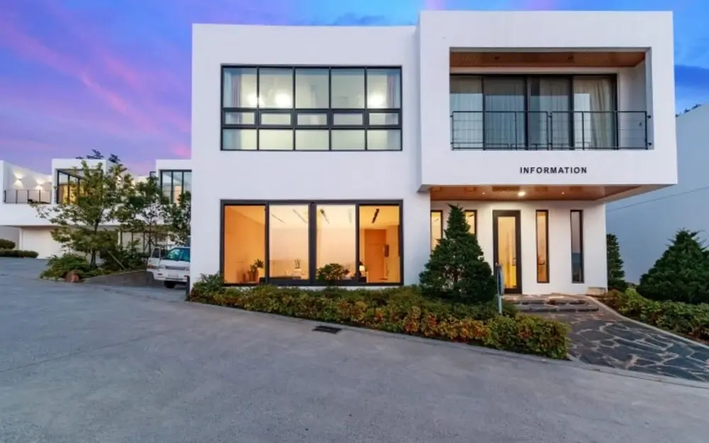 Goseong Oho Rock Pool Villa Pension