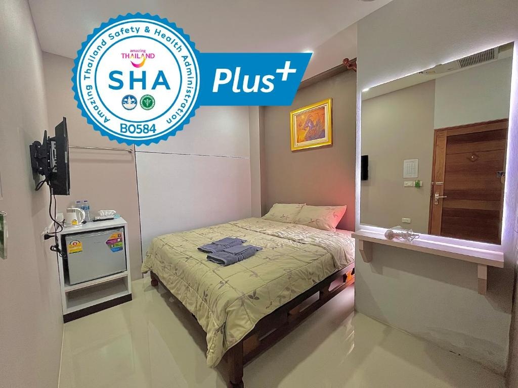 Standard Double room (full double bed)