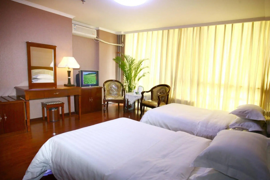 Tuoyue Hotel - фото 8