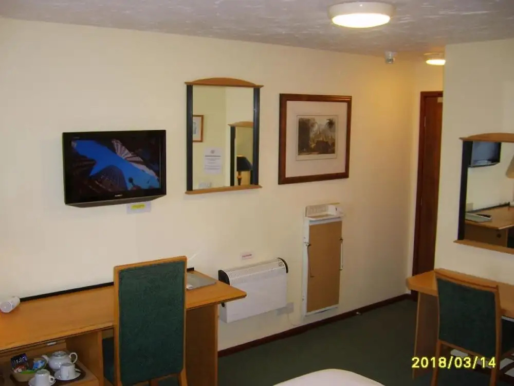 Economy room