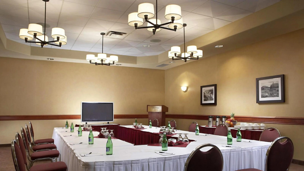 Four Points by Sheraton Edmonton South - фото 29