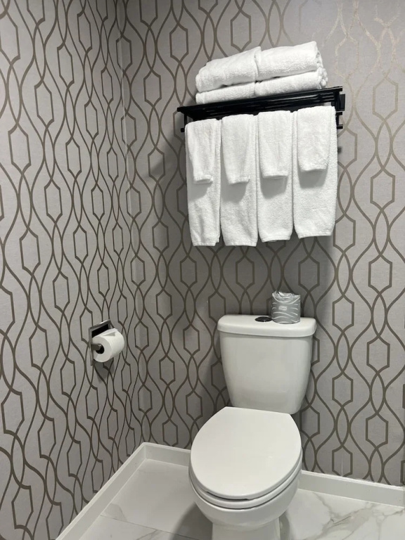 Quadruple Suite