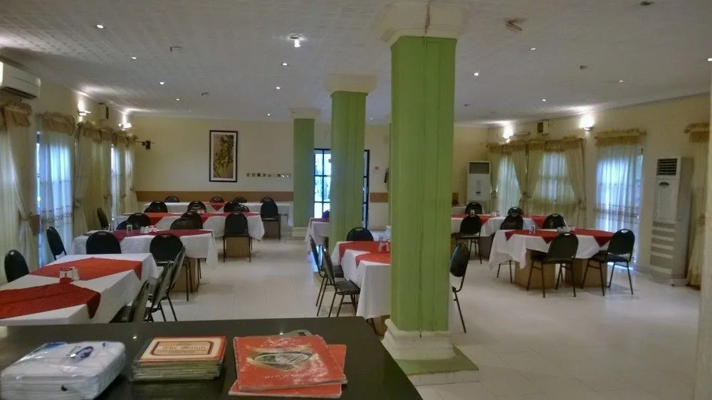 Manor Hotel - Général
