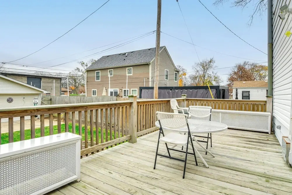 Pet-friendly Family Apartment - Near NU Campus! - фото 10