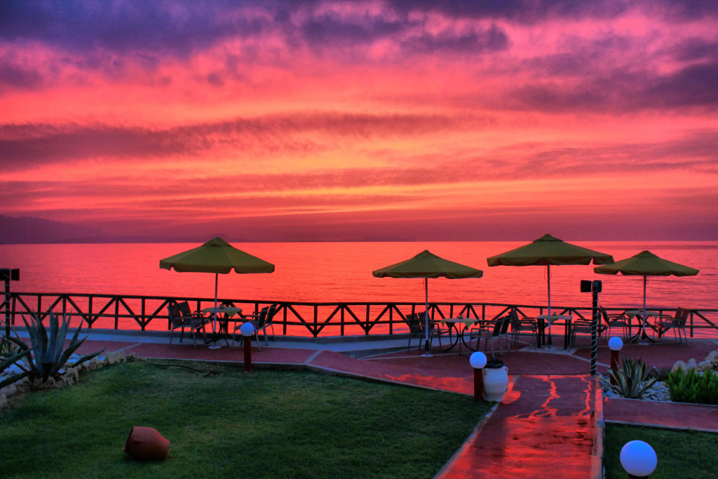 Beach & Waterfront