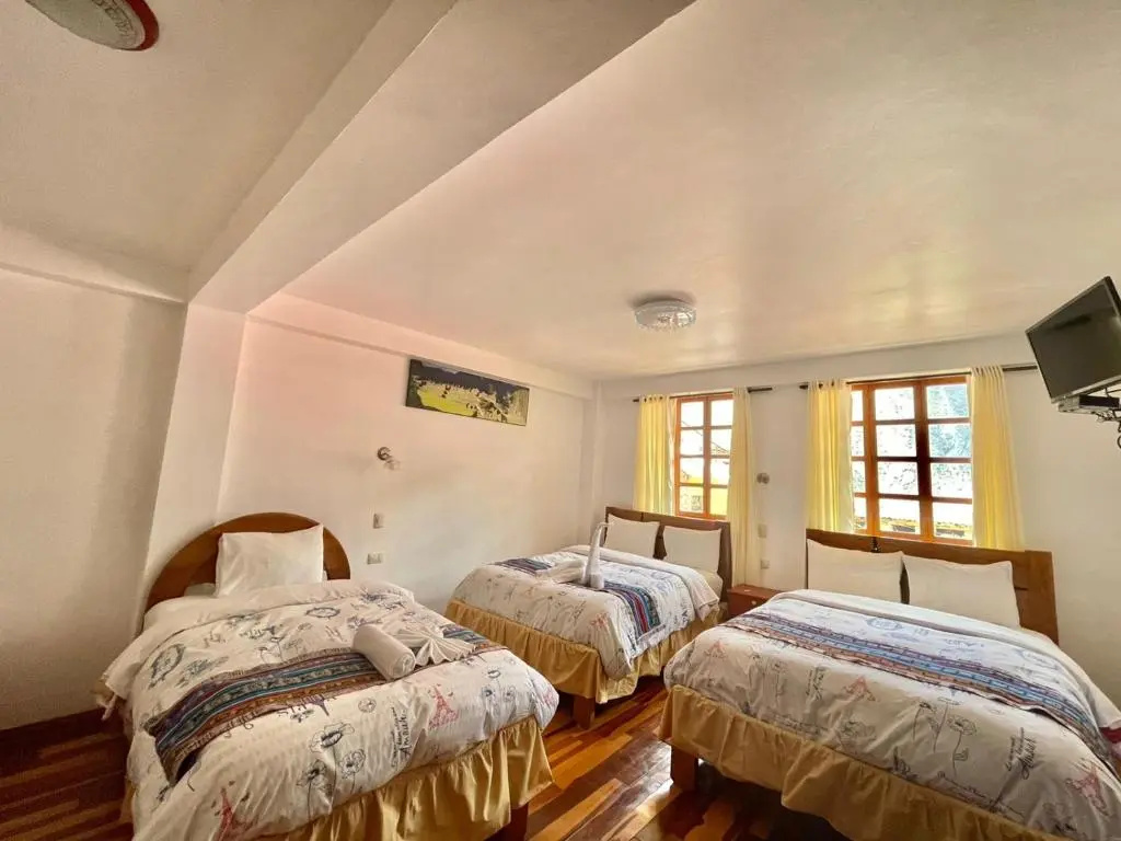 Standard Triple room