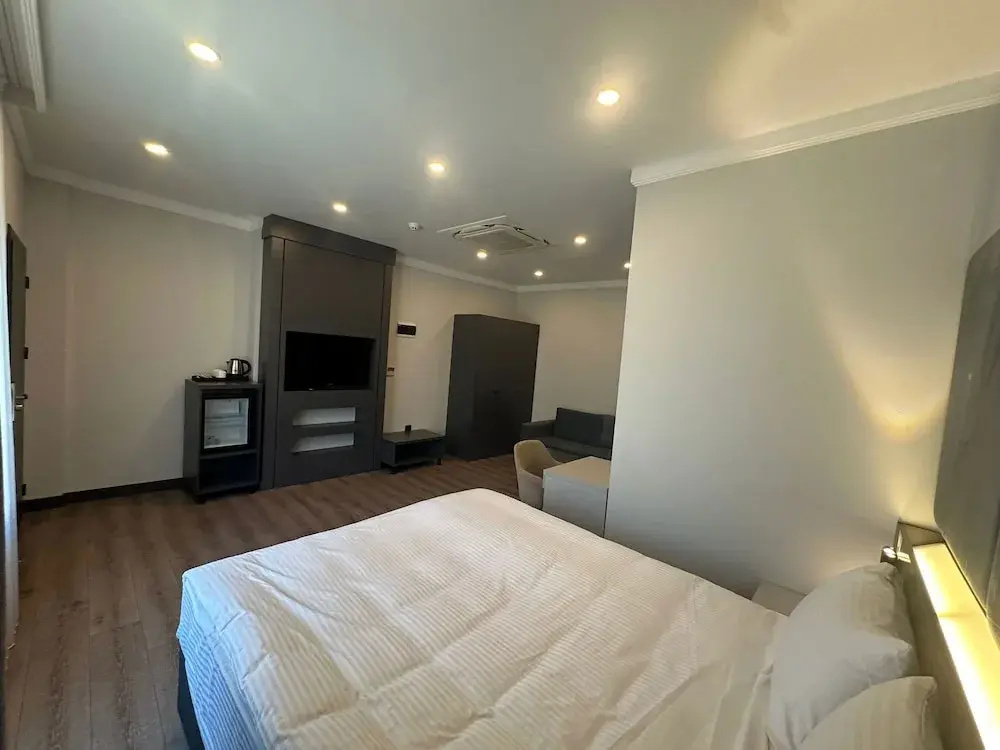 Economy Double room (full double bed)
